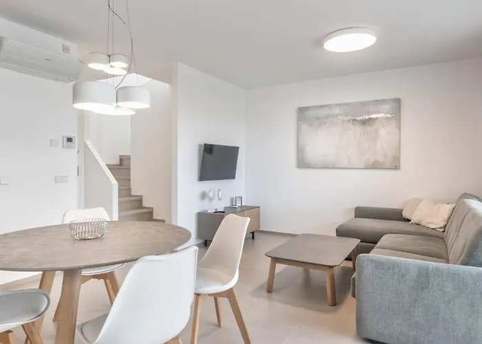 Teguise 3-3 Penthouse Pool View & Jacuzzi 2b * Palm-mar