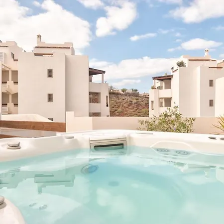 Casa de Férias Teguise 3-3 Penthouse Pool View & Jacuzzi 2b Palm-mar