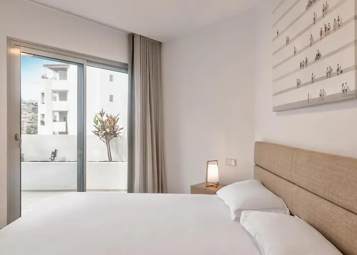 Teguise 3-3 Penthouse Pool View & Jacuzzi 2b